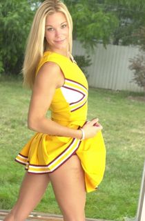 Cristina Miller seduces